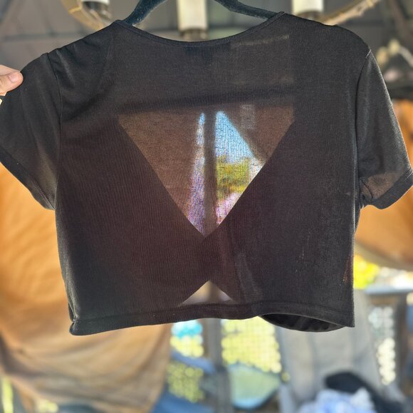 Cross-Cross Front Mini Crop Top – Size XL - Picture 7 of 8